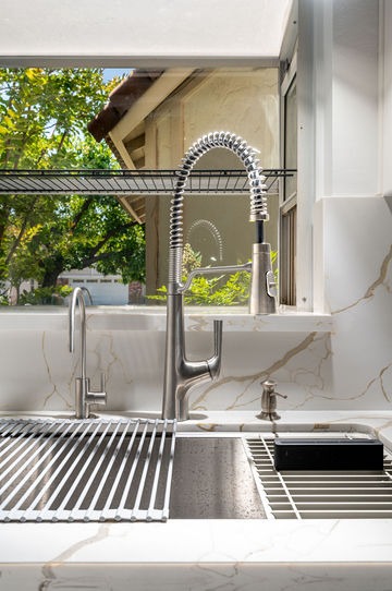 Kitchen remodel at Bauer Rd. Anaheim - view 9