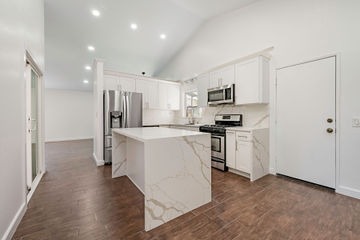 Kitchen remodel at Bauer Rd. Anaheim - view 11