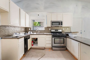 Kitchen remodel at Bauer Rd. Anaheim - view 29