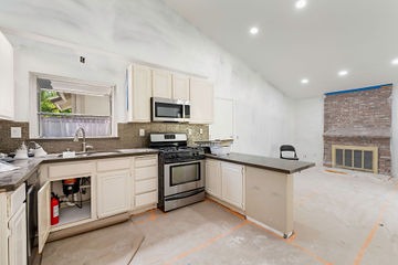 Kitchen remodel at Bauer Rd. Anaheim - view 32