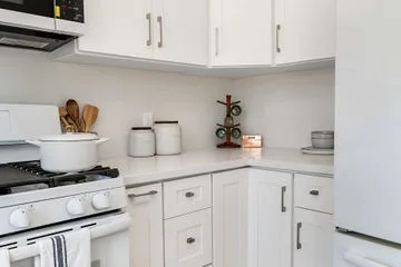 Kitchen remodel at Eastmont Irvine - view 13