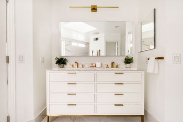 Gateshed Drive Huntington Beach Bathroom Remodel - Image 2