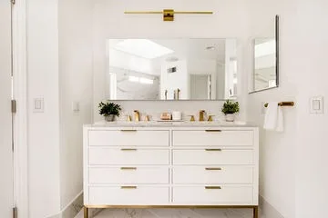 Gateshed Drive Huntington Beach Bathroom Remodel - Image 2