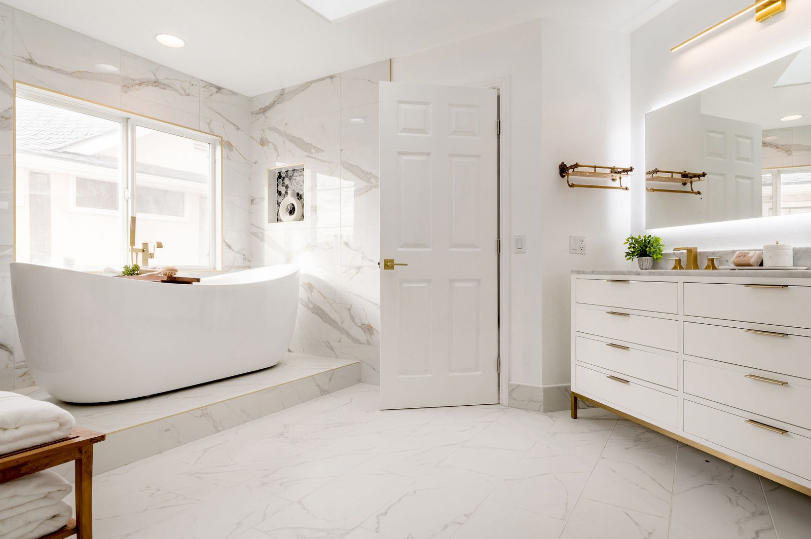 Gateshed Drive Huntington Beach Bathroom Remodel - Image 25