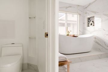 Gateshed Drive Huntington Beach Bathroom Remodel - Image 39