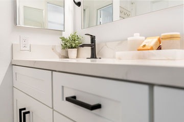 Gateshed Drive Huntington Beach Bathroom Remodel - Image 43