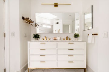 Gateshed Drive Huntington Beach Bathroom Remodel - Image 52