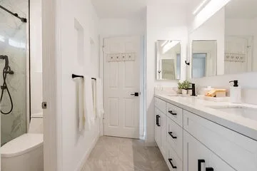 Gateshed Drive Huntington Beach Bathroom Remodel - Image 56