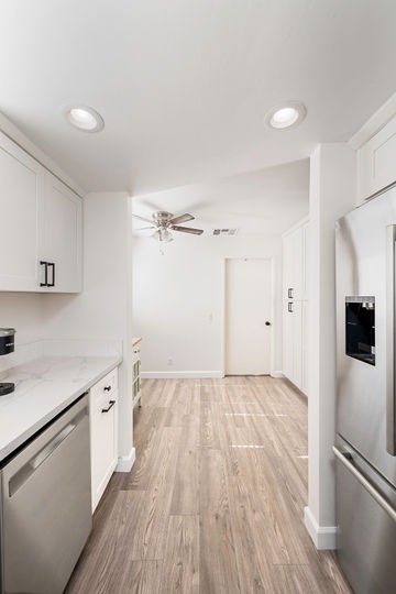 Kitchen remodel at Mulberry Drive Whittier - view 28