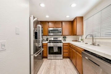 Kitchen remodel at Mulberry Drive Whittier - view 36