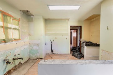 Pine St. Los Alamitos Full Remodel - Image 5