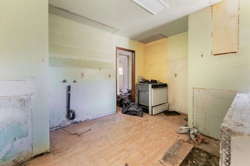 Pine St. Los Alamitos Full Remodel - Image 6