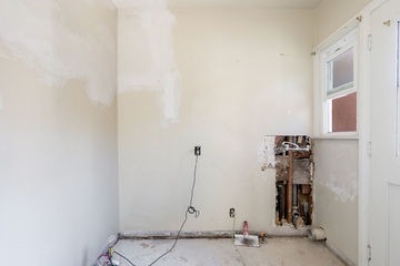 Short Ave. Los Angeles Garage Conversion - Image 3