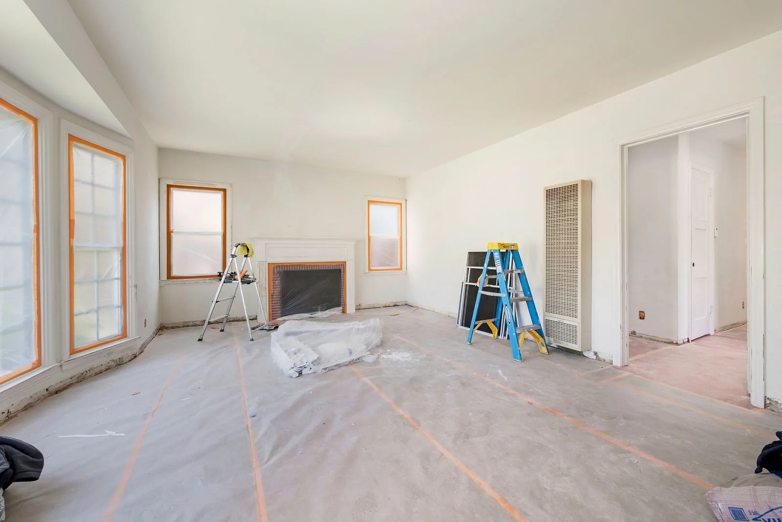 Short Ave. Los Angeles Garage Conversion - Image 9
