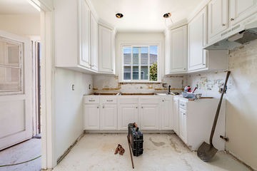 Short Ave. Los Angeles Garage Conversion - Image 13