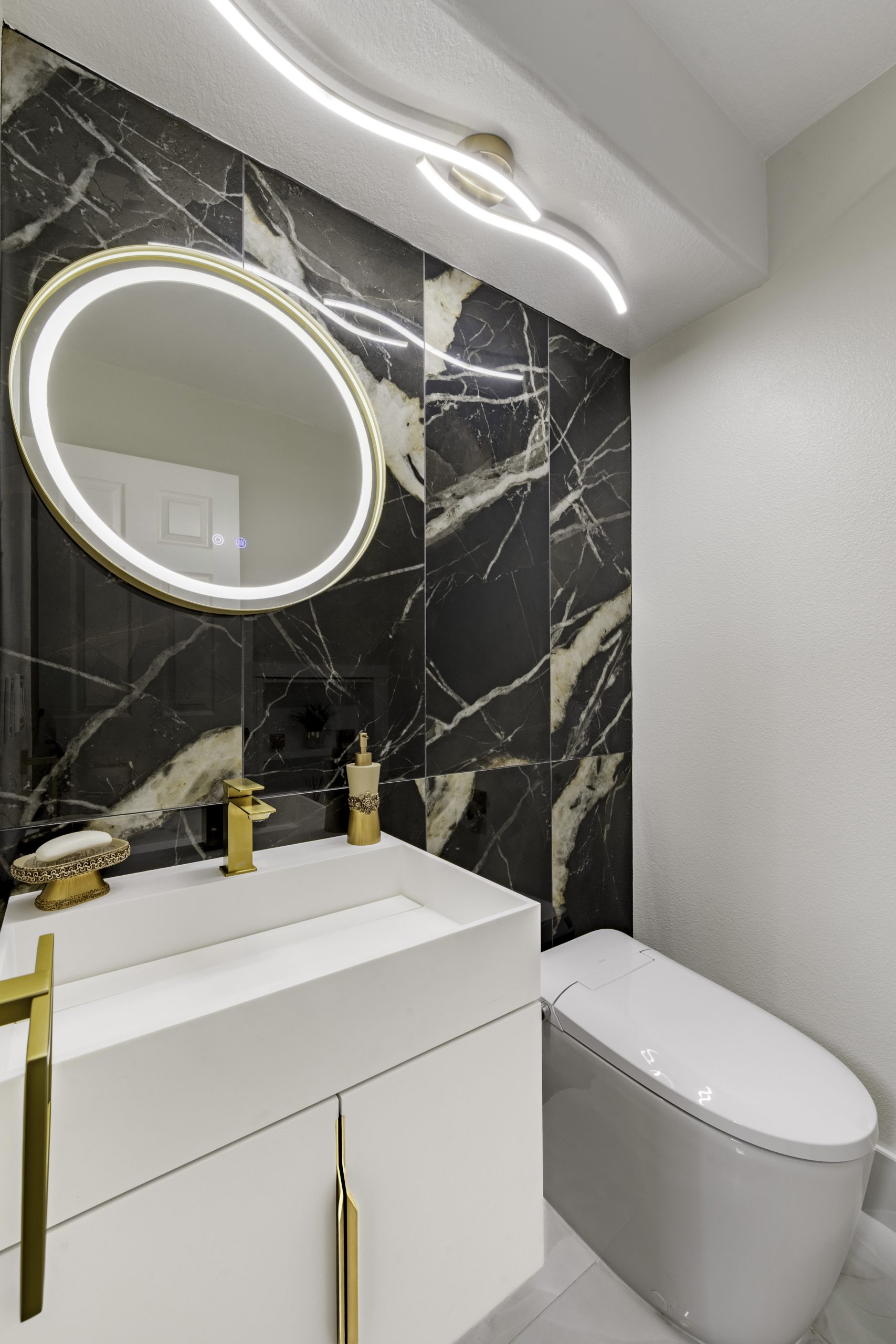 Sun Dial Dr. Tustin Bathroom Remodel - Image 1