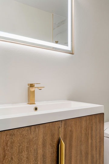 Sun Dial Dr. Tustin Bathroom Remodel - Image 14