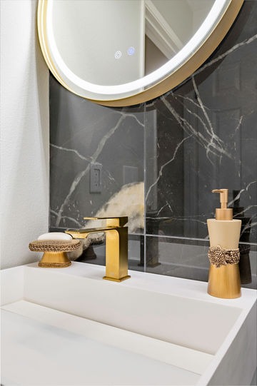 Sun Dial Dr. Tustin Bathroom Remodel - Image 24