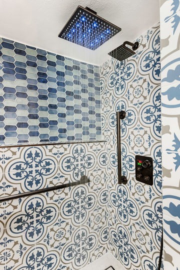 Sun Dial Dr. Tustin Bathroom Remodel - Image 26